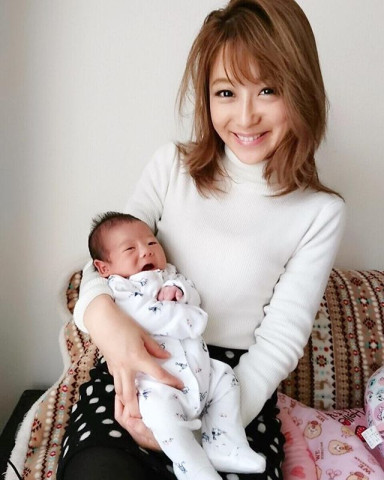 鈴木奈々と旦那が離婚！子供は？元夫の情報や現在の2人まとめ【画像あり】