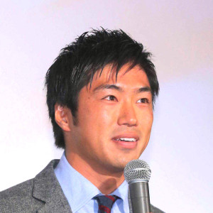 20220420-OHT1I51110-L