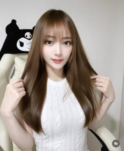 Gqyq8tuXgAAgdc_