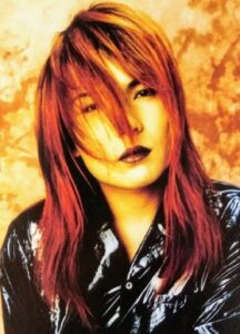 f23ab1c148ef3650426b28486ad10022-216x300