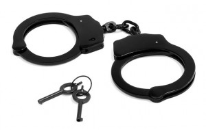 handcuffs-g91d90980f_640