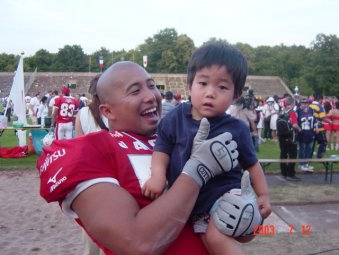 木村俊作(木村拓哉の弟)の現在！アメフト元日本代表の経歴・結婚した嫁/子供など家族・最新情報も総まとめ